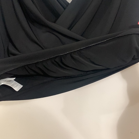 Express Blouse Top deep neckline blouse size S Black color - Picture 4 of 7